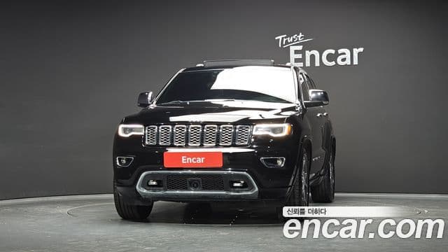 Jeep Grand Cherokee 2019 — Photo 10/20