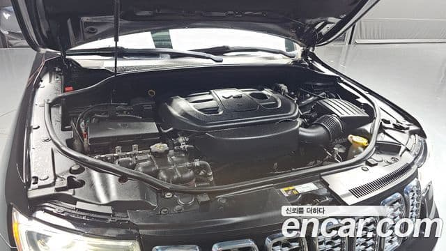 Jeep Grand Cherokee 2019 — Photo 20/20