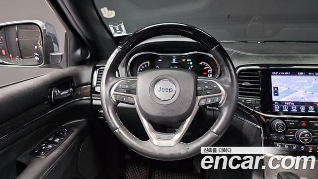 Jeep Grand Cherokee 2019 — Photo 2/20