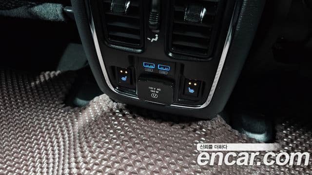 Jeep Grand Cherokee 2019 — Photo 9/20