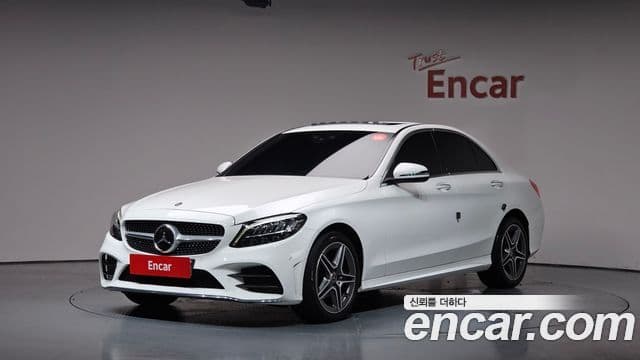 Mercedes-Benz C-Class 2020 — Фото 1/20