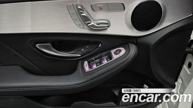 Mercedes-Benz C-Class 2020 — Фото 18/20