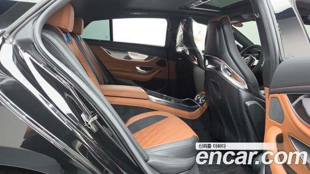 Mercedes-Benz AMG GT 2020 — Фото 11/20