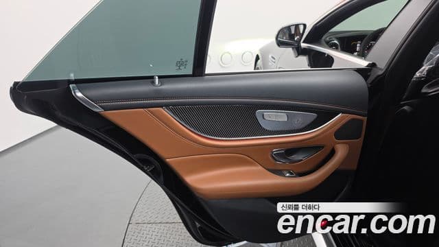 Mercedes-Benz AMG GT 2020 — Şəkil 12/36