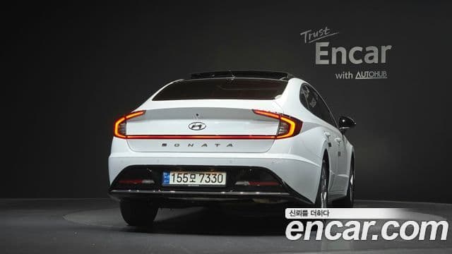 Hyundai Sonata 2022 — Фото 4/20