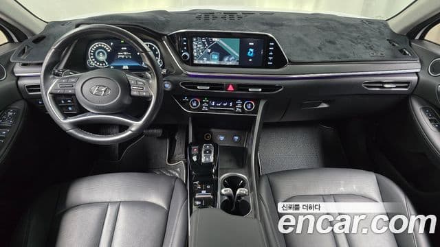 Hyundai Sonata 2022 — Фото 7/20