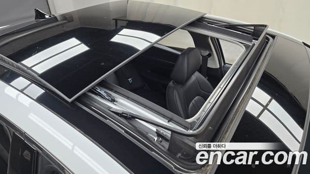 Hyundai Sonata Hybrid 2022 — Şəkil 27/31