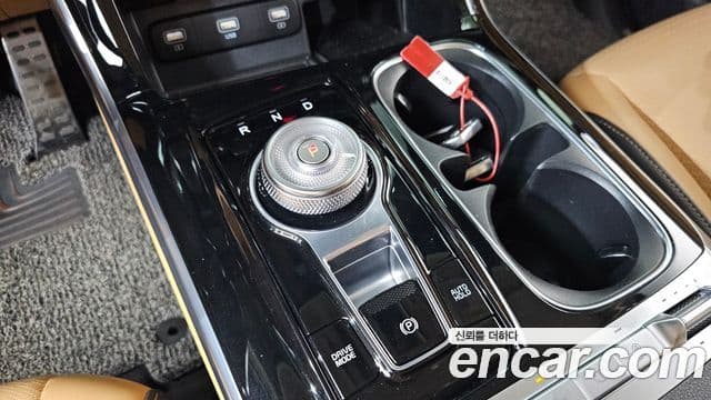 Kia Carnival 2020 — Фото 8/20