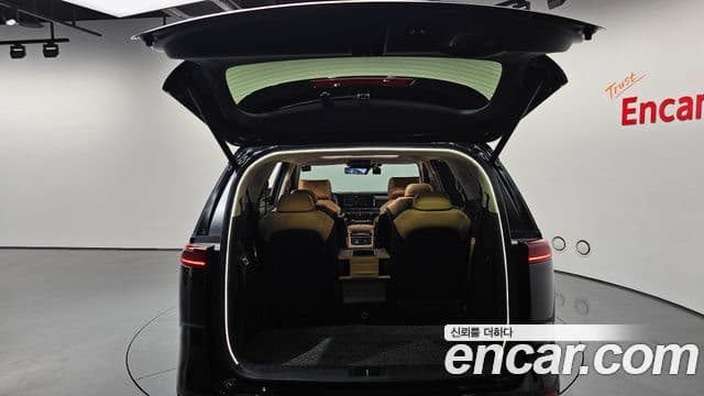 Kia Carnival 2020 — Фото 19/20