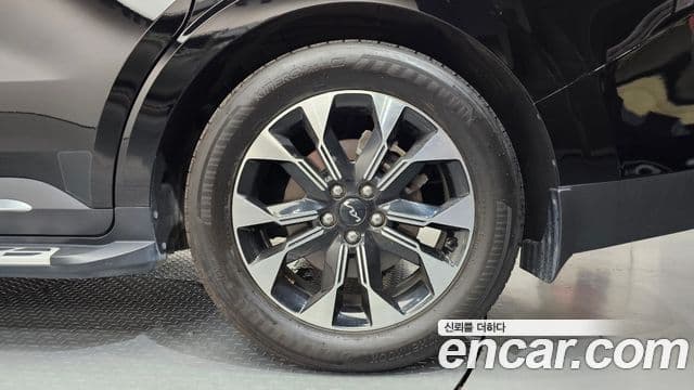 Kia Carnival 2020 — Şəkil 24/38