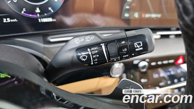 Kia Carnival 2020 — Şəkil 18/38