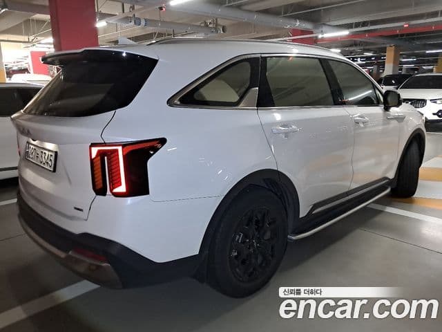 Kia Sorento 2024 — Фото 4/20
