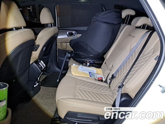 Kia Sorento 2024 — Фото 16/20