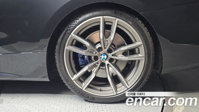 BMW 4 Series 2021 — Photo 25/30