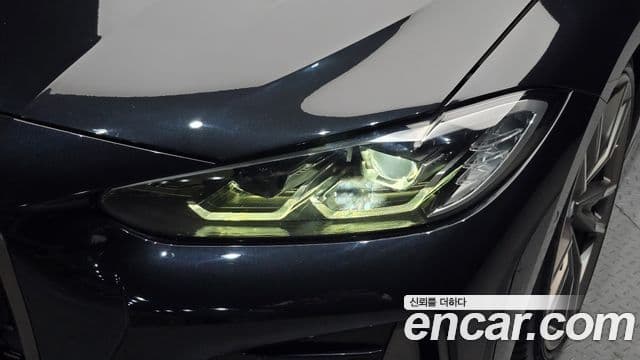 BMW 4 Series 2021 — Photo 17/30