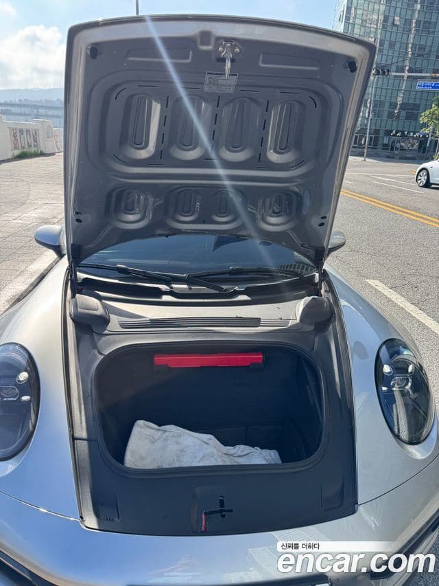 Porsche 911 2024 — Photo 10/11