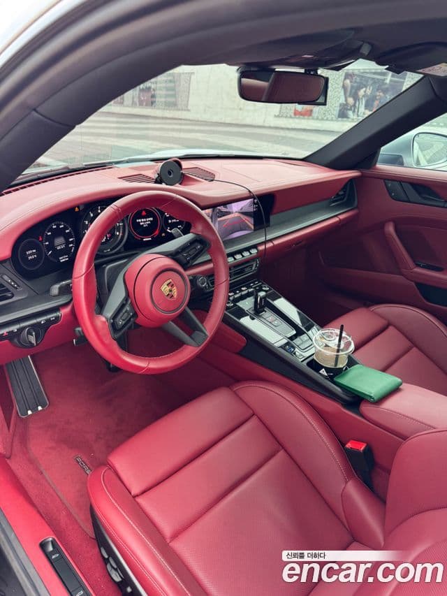 Porsche 911 2024 — Photo 5/11