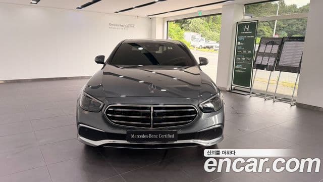 Mercedes-Benz E-Class 2022 — Фото 2/19
