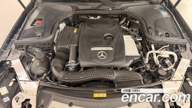 Mercedes-Benz E-Class 2022 — Фото 5/19