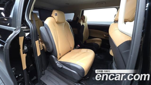 Kia Carnival 2022 — Фото 12/20