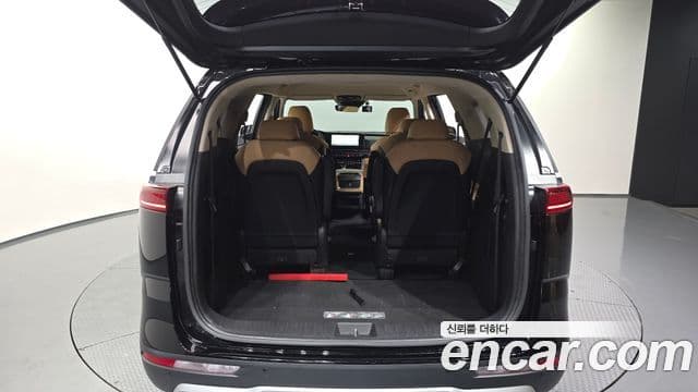 Kia Carnival 2022 — Фото 20/20
