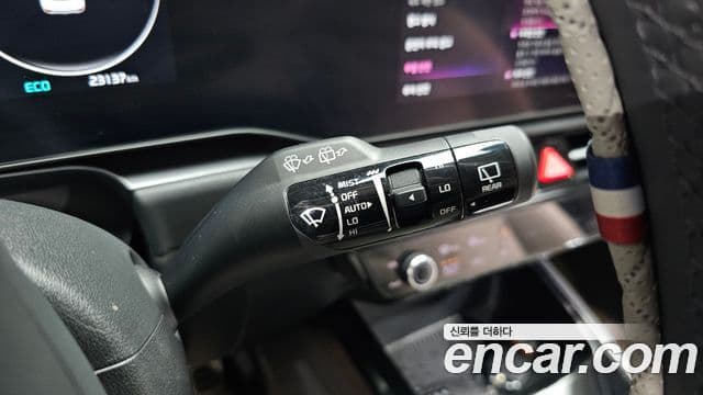 Kia Niro 2023 — Фото 16/20