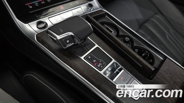 Audi A7 2021 — Photo 14/35