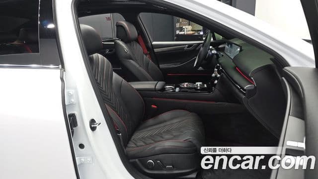 Genesis G80 2024 — ფოტო 18/20