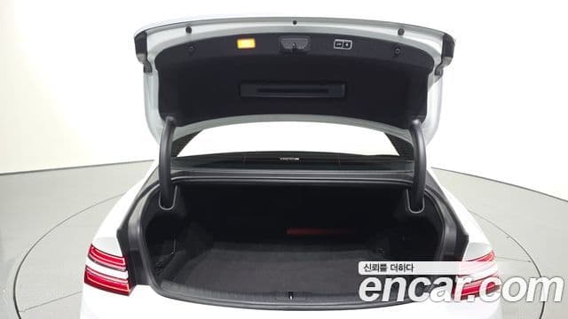 Genesis G80 2024 — ფოტო 10/20