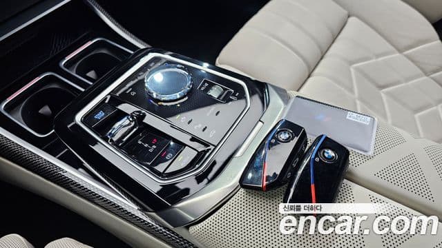 BMW i7 2025 — Photo 38/38