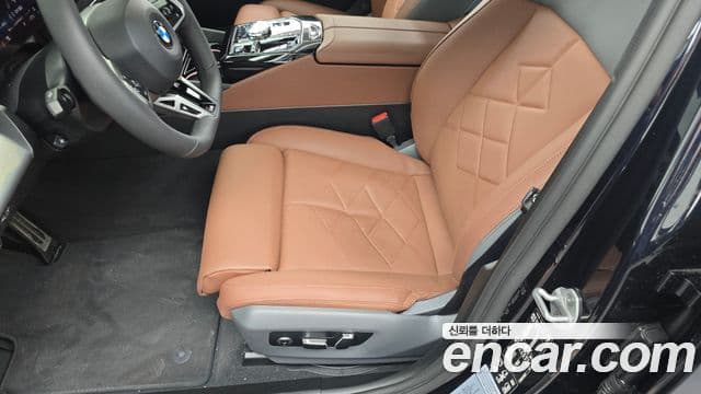 BMW 5 Series 2026 — Photo 17/32