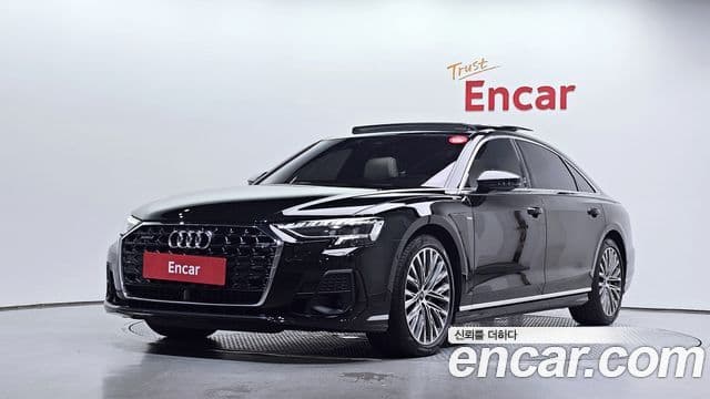 Audi A8 2023 — Фото 1/20