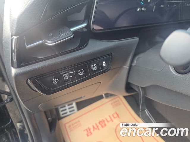 Kia Niro 2022 — Фото 12/20