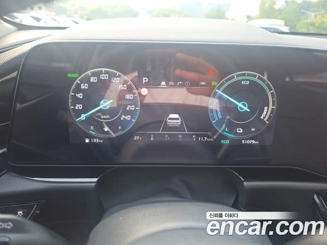 Kia Niro 2022 — Фото 19/20
