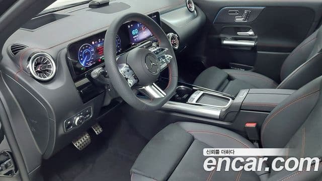 Mercedes-Benz EQA 2025 — ფოტო 14/18
