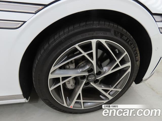 Genesis G90 2025 — ფოტო 4/20
