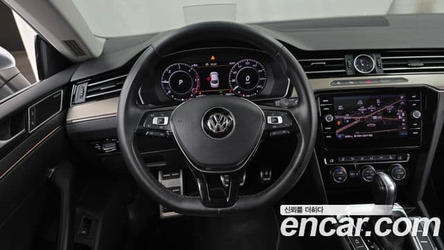 Volkswagen Arteon 2019 — Фото 13/20
