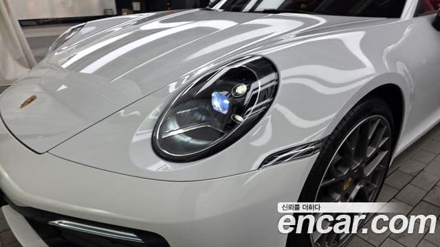 Porsche 911 2024 — Şəkil 27/33