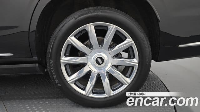 Cadillac Escalade 2021 — Photo 20/33