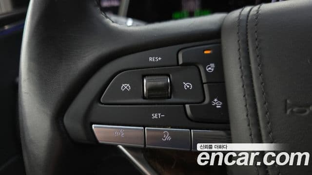 Cadillac Escalade 2021 — Photo 32/33