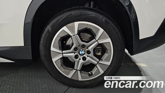 BMW X1 2025 — Photo 31/35