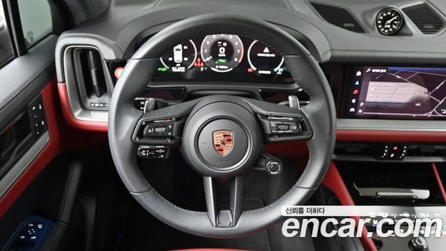 Porsche Cayenne 2025 — ფოტო 8/20