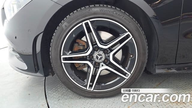 Mercedes-Benz CLA-Class 2020 — Фото 5/20