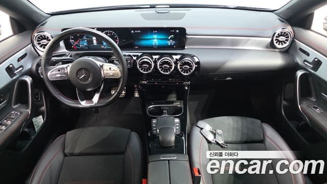 Mercedes-Benz CLA-Class 2020 — Фото 7/20