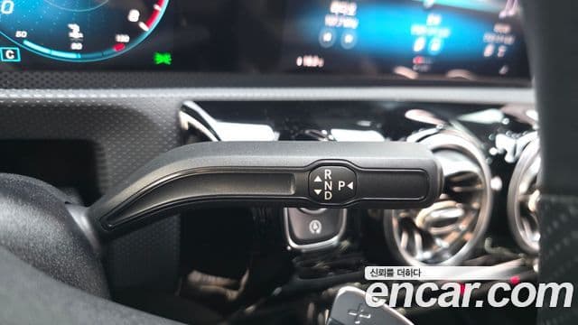 Mercedes-Benz CLA-Class 2020 — Фото 9/20