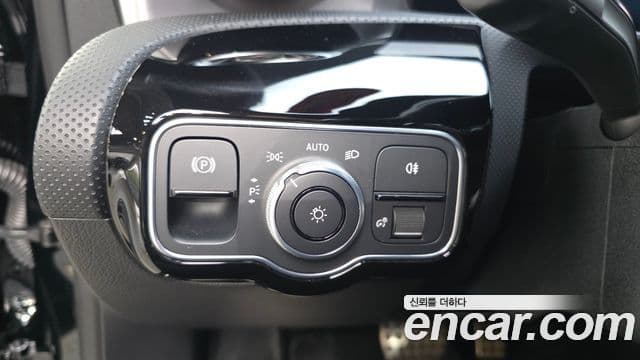 Mercedes-Benz CLA-Class 2020 — Фото 17/20