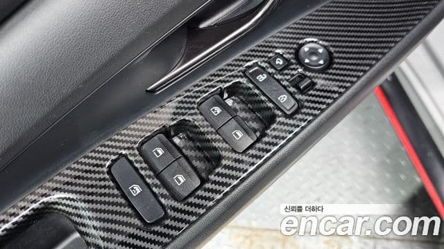 Hyundai The New Avante Hybrid 2022 — Photo 19/37