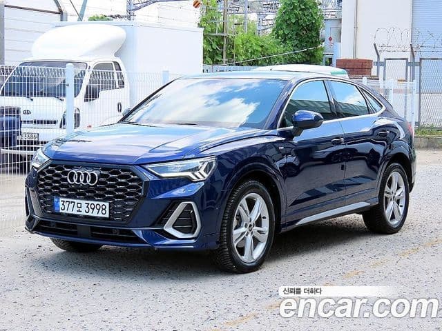 Audi Q3 2023 — ფოტო 1/20