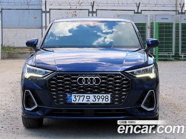 Audi Q3 2023 — ფოტო 8/20