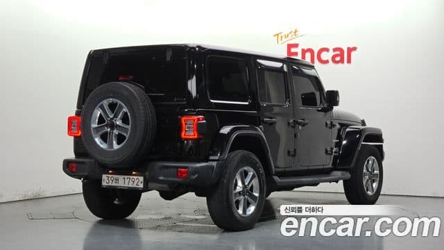 Jeep Wrangler 2018 — Photo 18/31